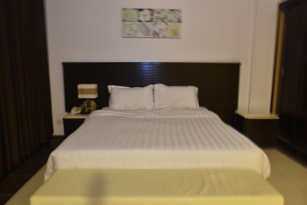 Al Tayyar Suites & Hotel Apartments - Riyadh Exteriör bild